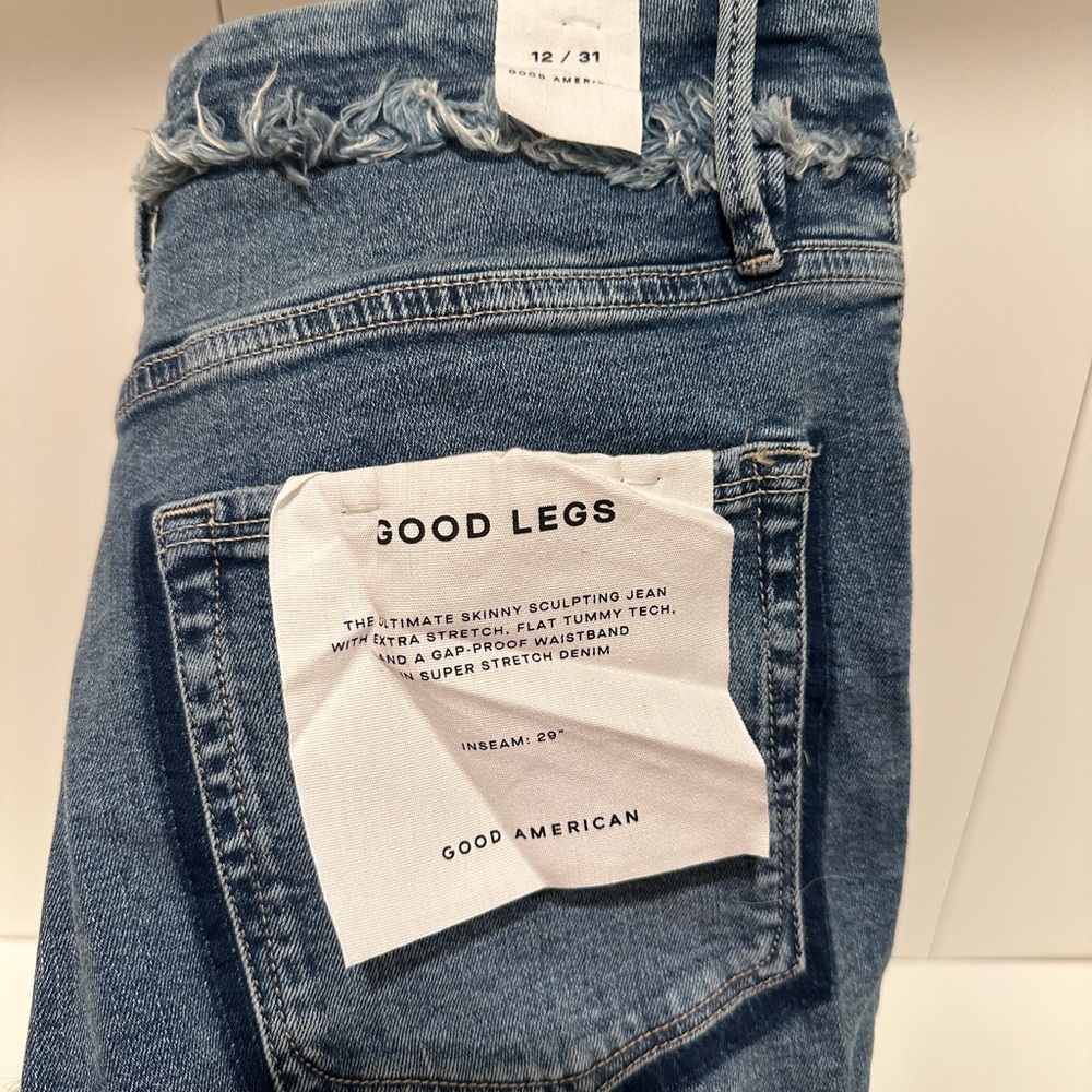 Good American Skinny Jeans in Denim Blue